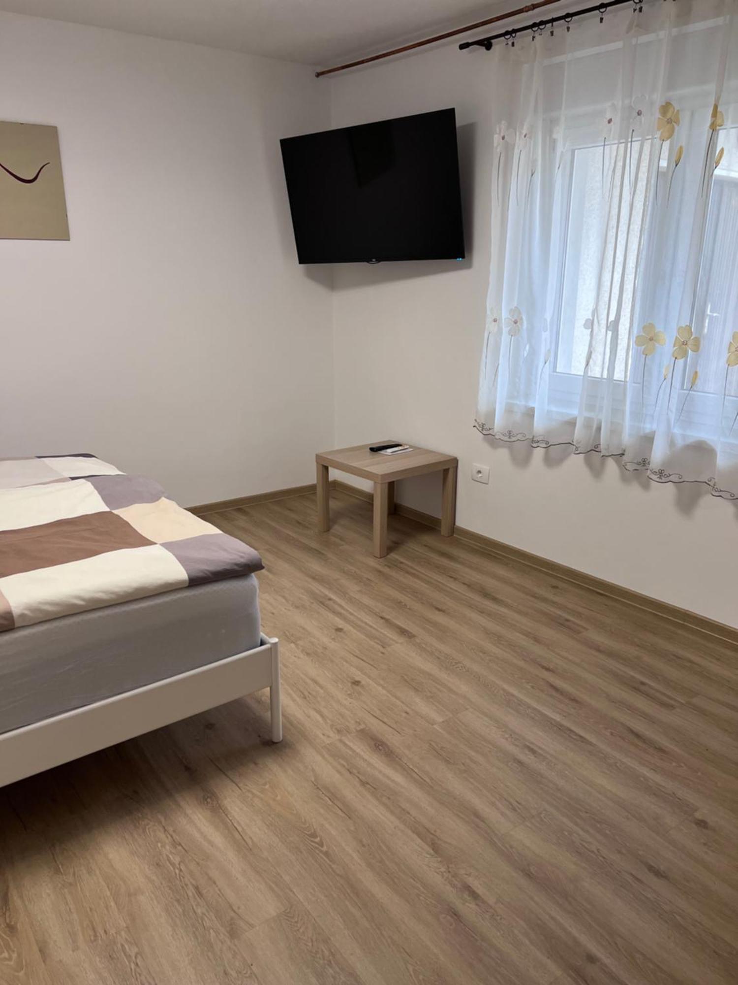 Stara Jezica Apartments With Wifi Ljubljana Rum bild